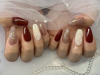 アメリ(AMERI)/ネイル 担当 Misaki