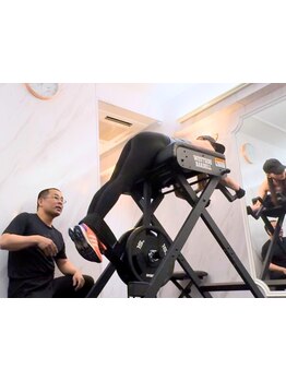 仕事帰り・早朝OKのサロン