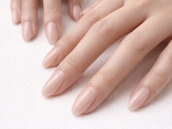 クレアネイル 吉祥寺店(clea nail)の写真/シンプル系オフィスネイルを楽しみたい方に人気!大人上品なカラグラで華やかを演出♪【写真】カラグラ¥3650