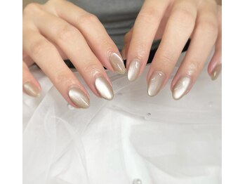 ディーヴァス(DIVAS)/マグネットネイル