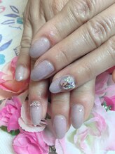 メグ ネイル(megu)/