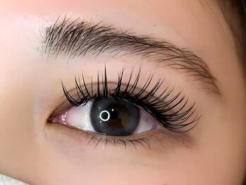 ビューティービースト フォー アイラッシュ 高知店(beauty:beast for eyelash)の写真/【フラットラッシュ120本¥5000】まつげへの負担軽減＆ダメージ抑えボリュームUP!ボリュームラッシュも人気!
