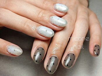 ミコリエネイル(micorie nail)/きら可愛いドットネイル☆