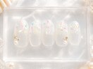 きらめく透明感シェル夏ネイル