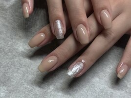 one color ¥6,500