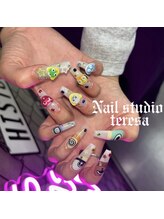 テレサ(teresa)/キャラクターアート