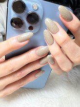 ネイルアンドエピサロン ラピス(Nail & Epi Salon Lapis)/グレージュ×フラッシュジェル