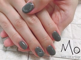 ワンカラー＋水滴ネイル