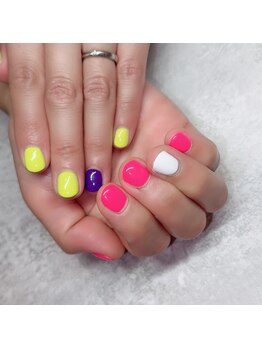 エーナイン イオンモール三川店/ネオンカラーネイル