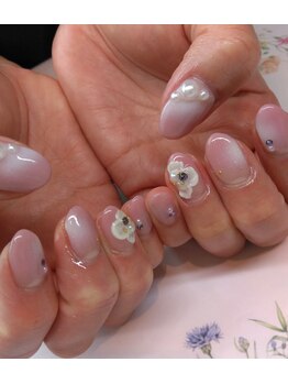 トータルサロン 白べぇーっ プラス/エアジェルネイル☆