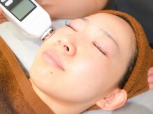 リブ(LIB)/炭酸導入+美容液ポレーション