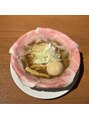 アンダーセブン(Under Seven) 食べることが大好きでその中でも特にラーメンが好きです!