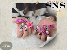 【持ち込み】　☆ギャルネイル☆