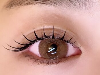 ジェニック(genic)の写真/【技術力×スピード】最先端LEDマツエク導入店♪環境に合わせたカール、デザイン、カラーマツエクの提案◎