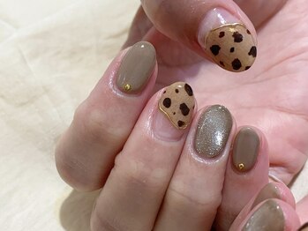 ネイルズ ララ(nails Lala)/レオパード。