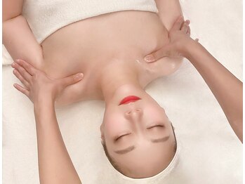 美極 銀座店/銀座/小顔コルギ/小顔矯正/