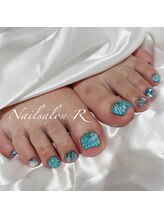 アール 喜多見 成城学園前(R)/貝殻ネイル