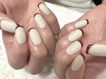 デューネイルスタジオ(dew nail studio)/シンプルフレンチ(ベース込み)