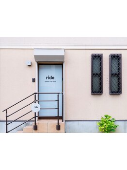 ゆったり空間で施術が受けられるサロン