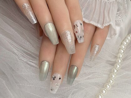 プティ アイビューティ 北浜店(peTiT eyebeauty)の写真