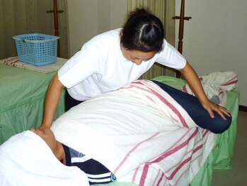 手もみ やすらぎ稲毛海岸駅前店/身体がほぐれてきたらストレッチ