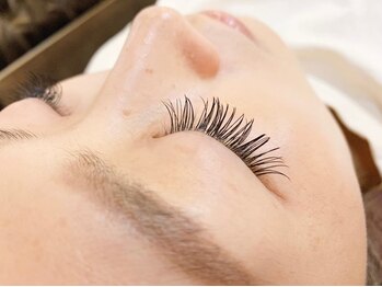 フリルアイビューティ 豊中店(Frill Eye Beauty)/