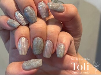 トリ 表参道(Toli)/