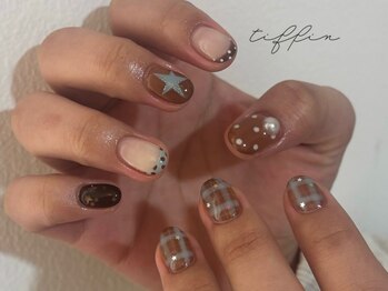 ネイルサロン ティフィン(tiffin)の写真/【キッズスペース有り】家事・育児で忙しいママさんも気軽にネイルを楽しめる♪綺麗でいたいを叶えるサロン