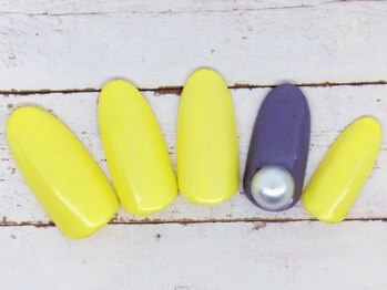 エムネイル(M Nail)/ポイントパール(黄色)