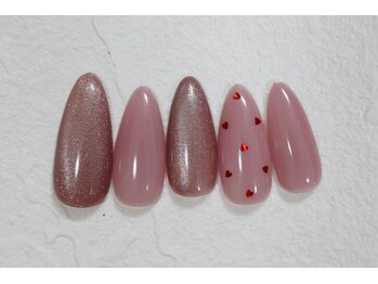 シンプルバレンタインネイル