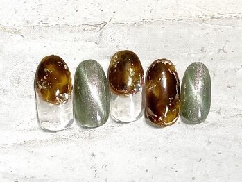 スーン(S∞N)/選べるデザイン定額ネイル￥7980