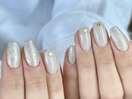 white nail