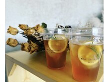 スレート(SLATE.)の雰囲気（カフェドリンクを飲みながら施術可能◎）