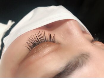 フリルアイビューティ 豊中店(Frill Eye Beauty)/