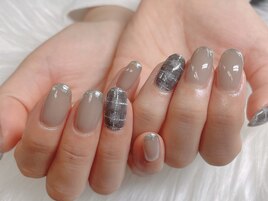 チェックネイル