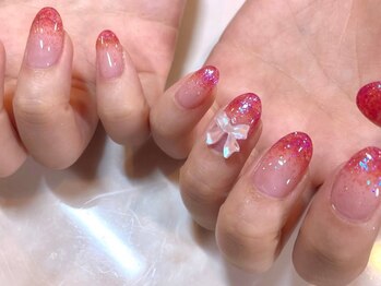 ガーリーワンホンネイル