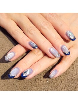 サヴァ アイラッシュアンドネイル(sava)/【フレンチ】マグ×ネイビー