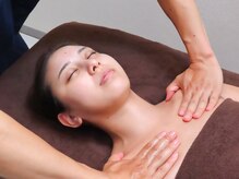 ミアルマ(mi alma)/デコルテを綺麗に！