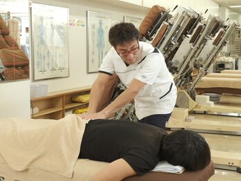 ニシノ整骨院の写真/慢性腰痛は良くならないと思っていませんか？当院ならではのバランス調整で根本改善！！