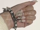 heart chain nail