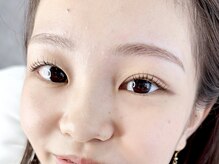 ありる/眉毛とまつ毛