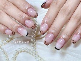 グラデーションヒョウ柄フレンチ