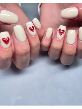 シンプルハートネイル