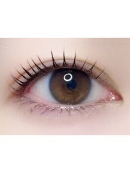 ナチュラル上品な目元にしたい