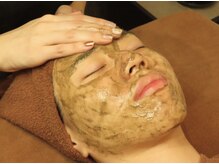 レヴール(reveur)/フェイシャル/ハーブピーリング