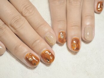 B's amor 大府店 Nail design