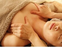 アウーム(a Womb.)/プルンと上向きバストへ♪