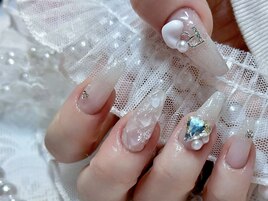 イニシャルネイル ¥11300 吉祥寺