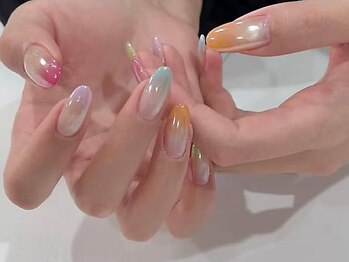 スア(SuA)の写真/通いやすい価格で、カラーは約300種から選べる!シンプルでありながら美しい指先が叶う♪モチの良さも◎