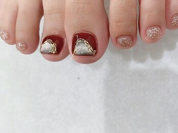 ラフィーネイル(Rafy Nail)の写真/＜営業時間22時まで♪＞足元にこっそり、自分らしさを◎靴を脱いだときにふと見える"美しい爪"に気分UP♪